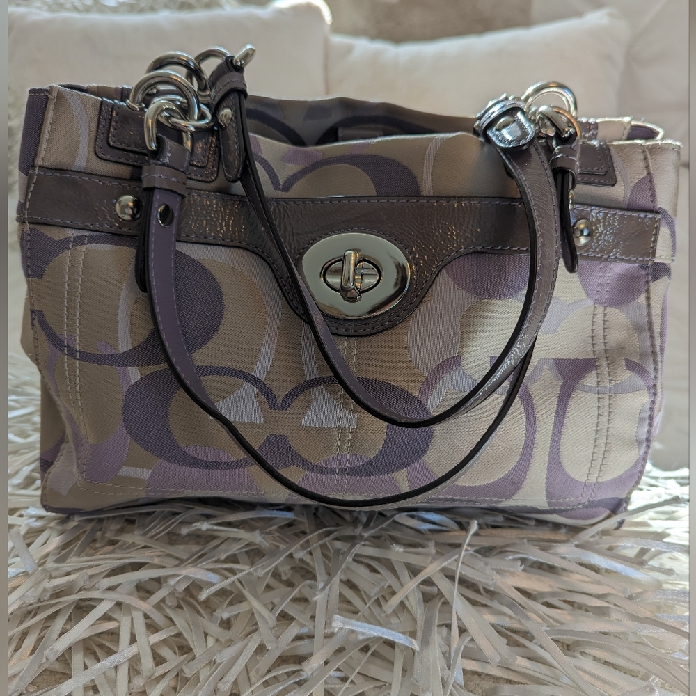 Coach Shoulder Handbag